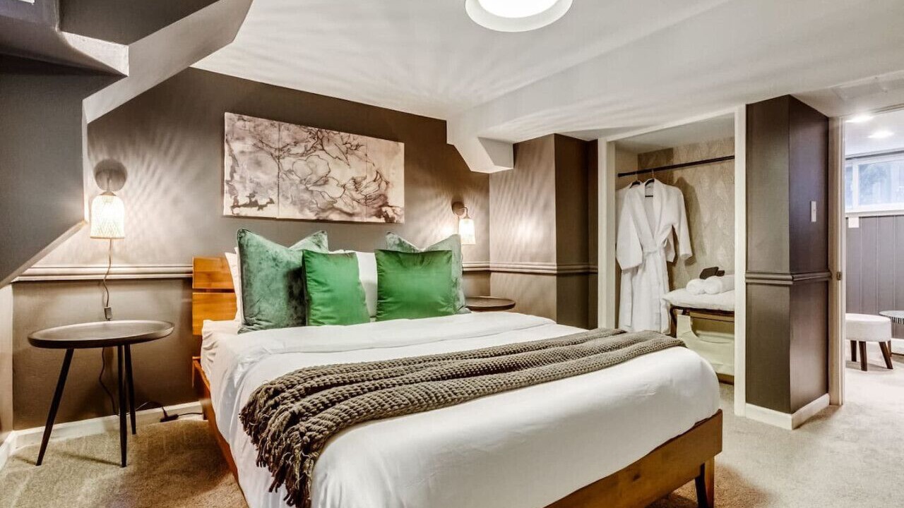 Photo of Bedroom in Washington Park West