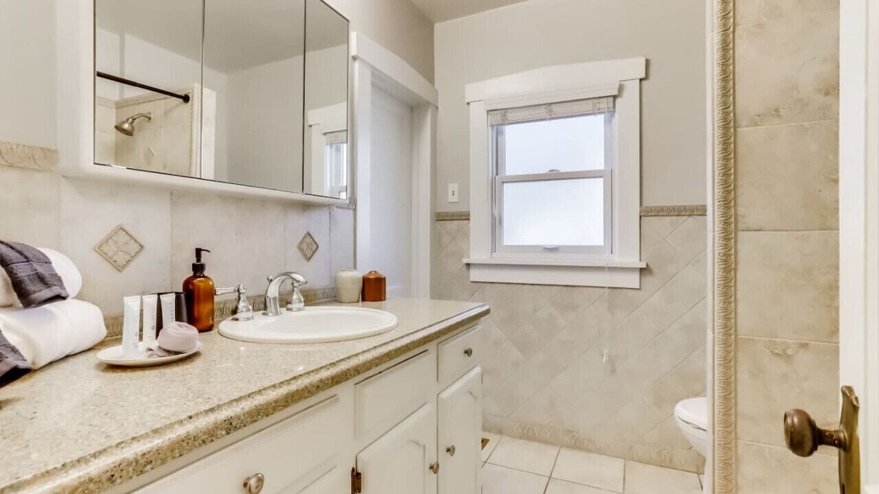 Photo of Bathroom in Washington Park West