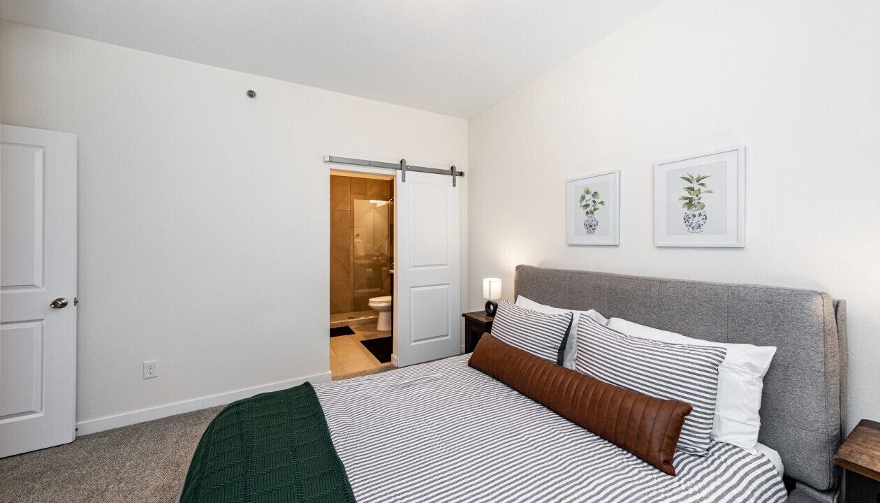 Photo of Bedroom in Mountain Shadows