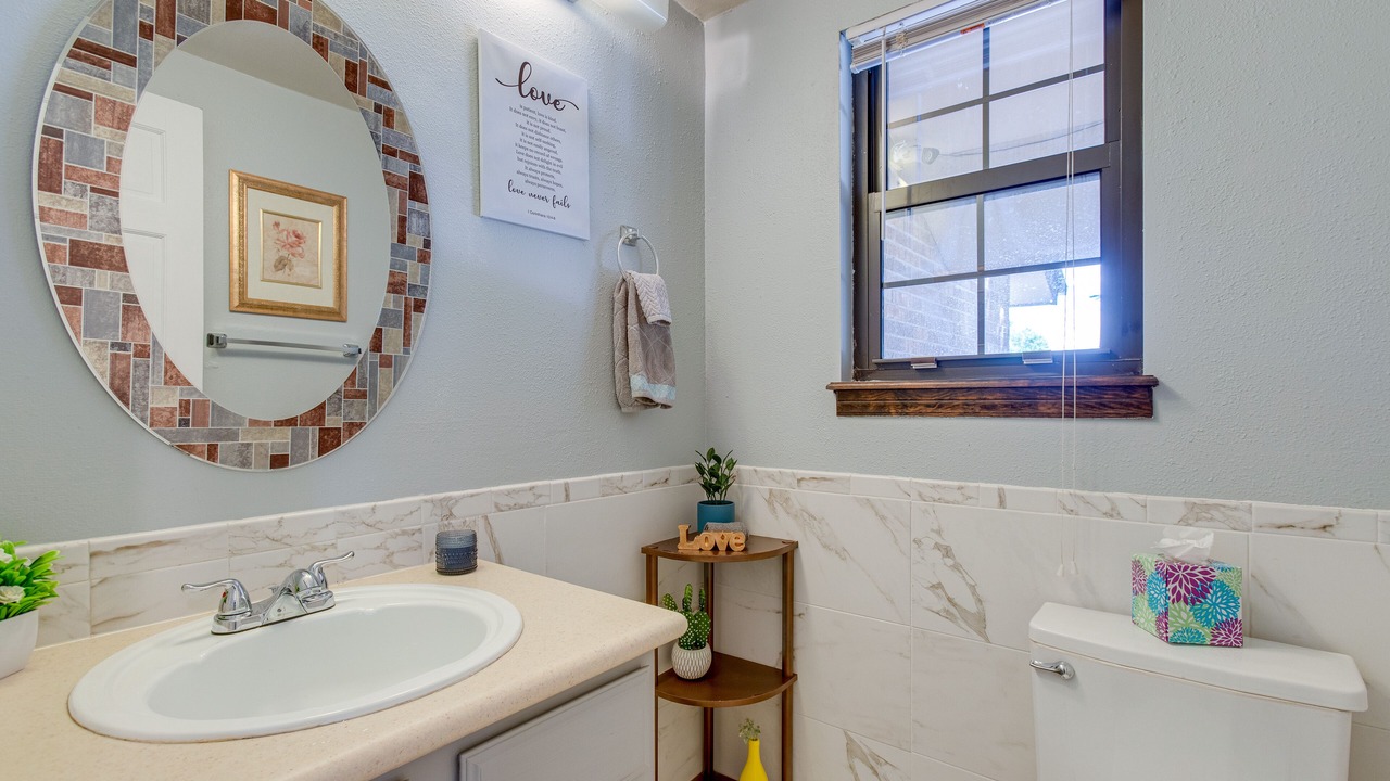 Photo of Bathroom in Aurora