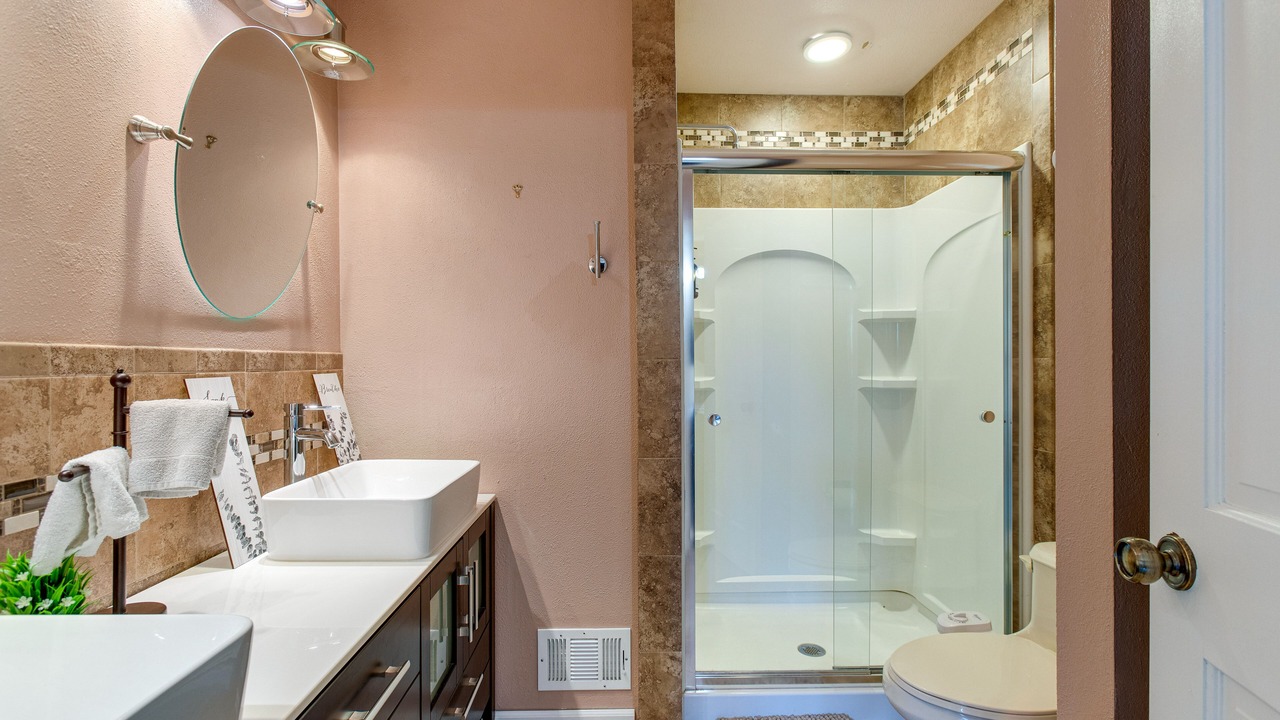 Photo of Bathroom in Aurora