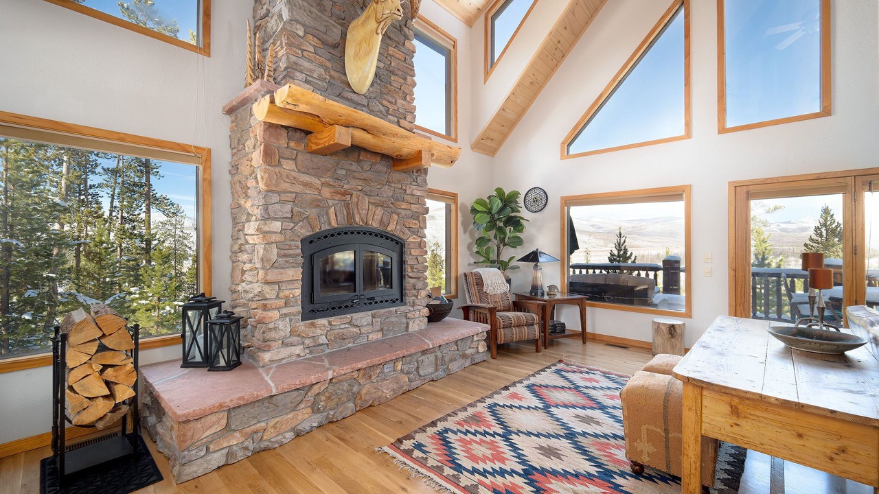 Photo of Livingroom in Grand Lake