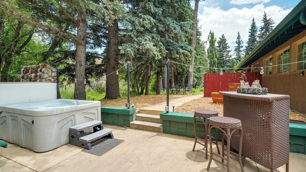 Photo of Outdoor in Cascade