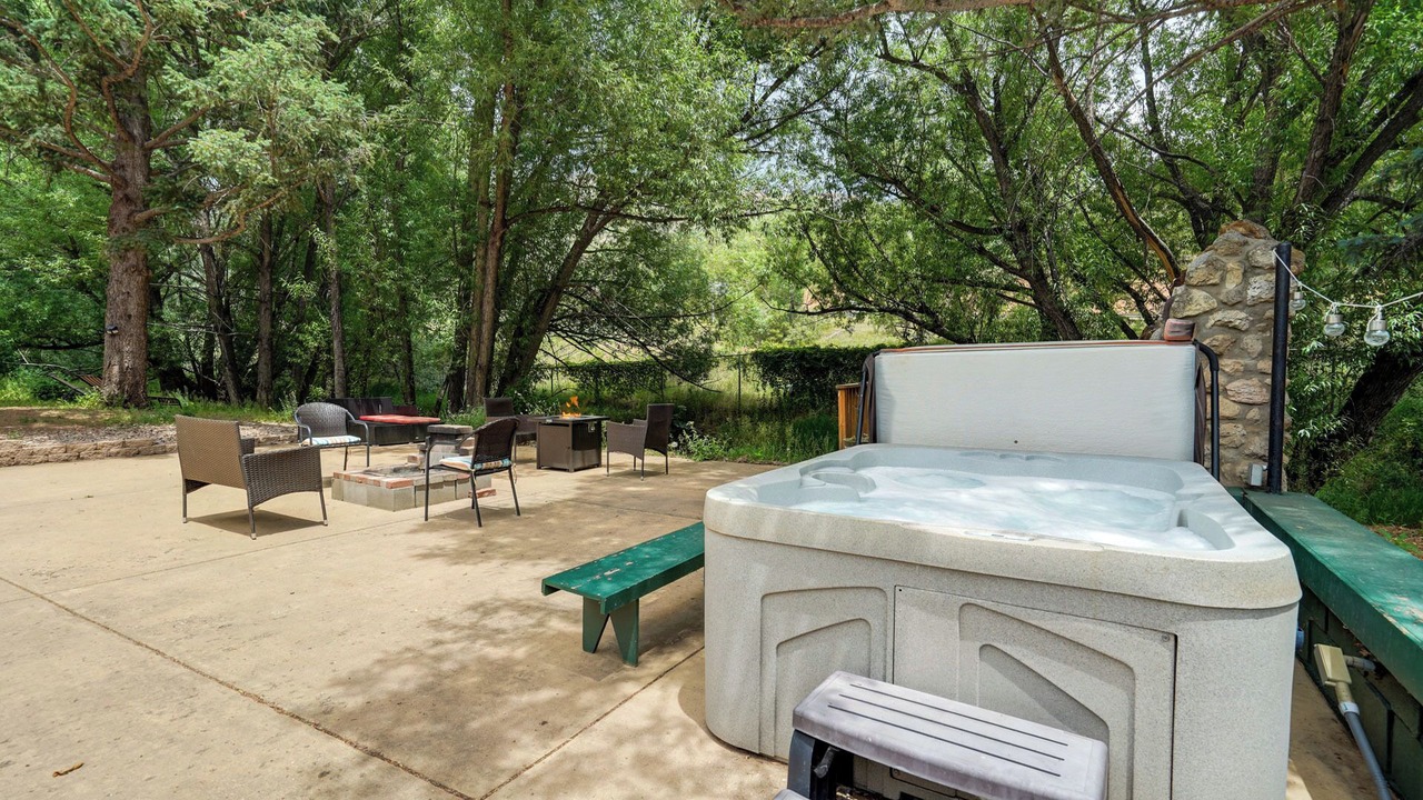Photo of Patio Balcony in Cascade