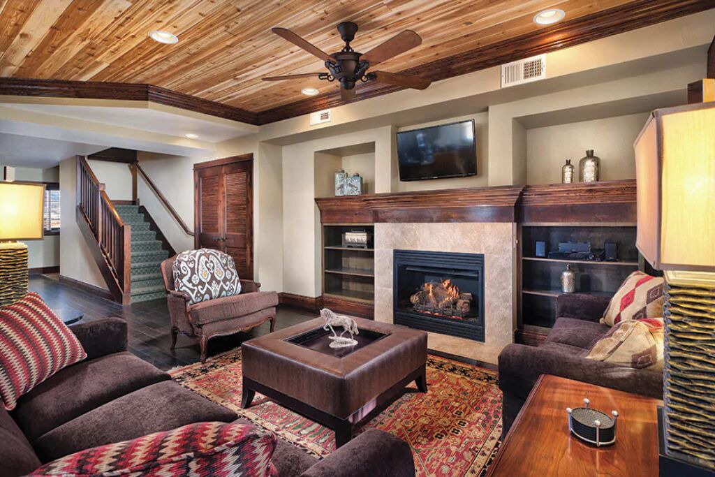 Photo of Livingroom in Grand Elk Ranch
