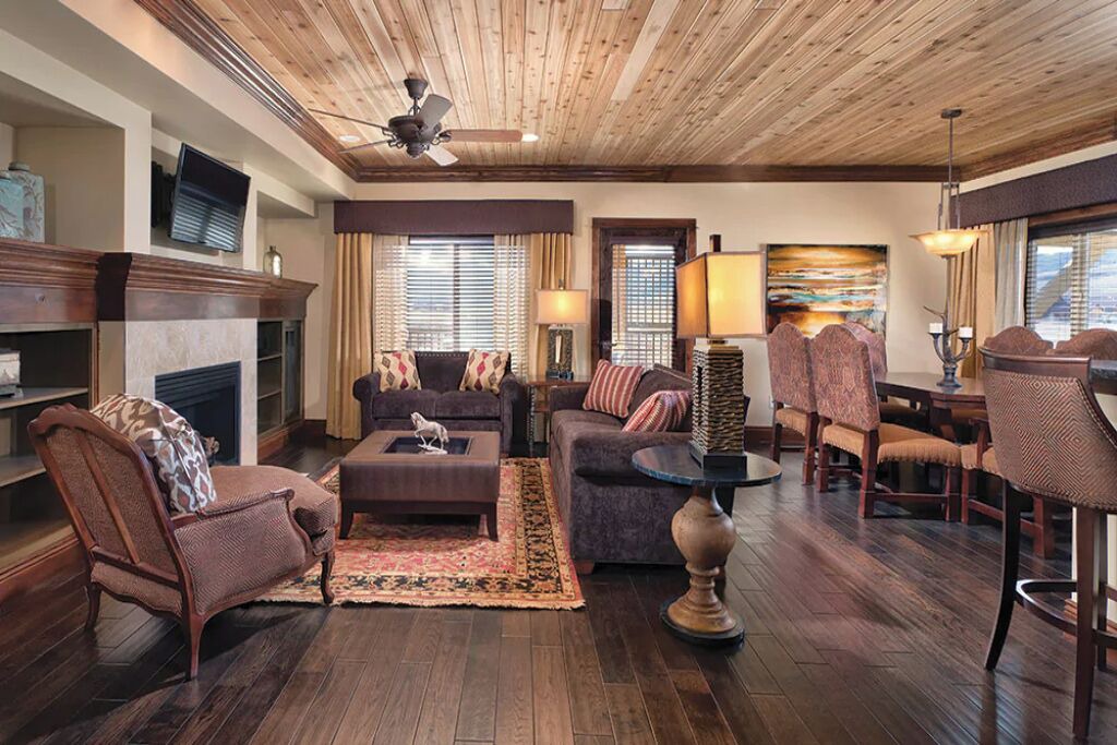 Photo of Livingroom in Grand Elk Ranch