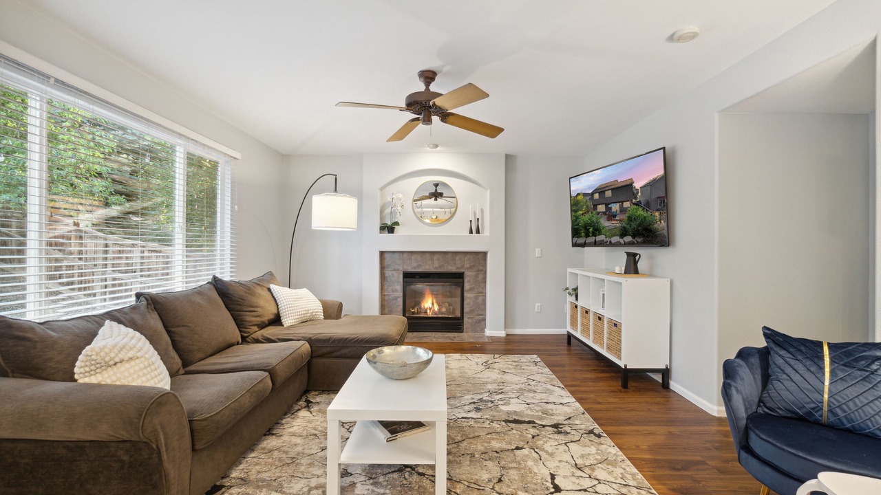 Photo of Livingroom in Westridge