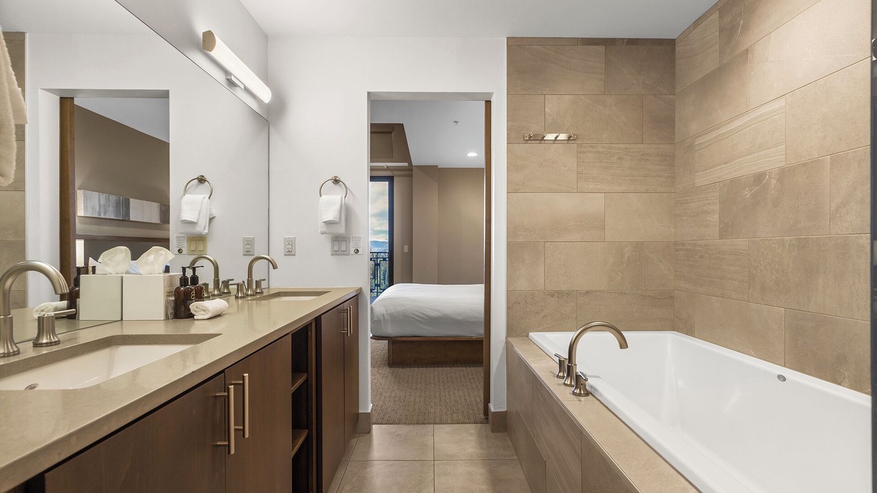 Photo of Bathroom in Boulder Ridge