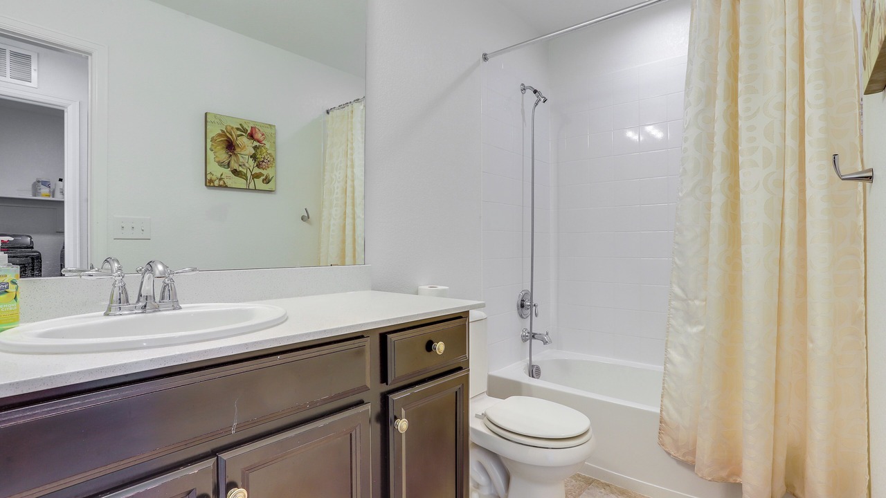 Photo of Bathroom in Commerce City