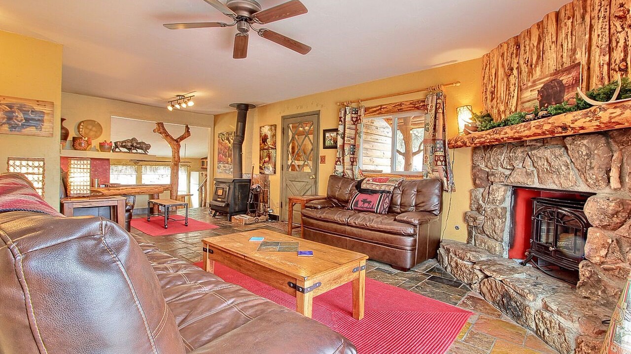 Photo of Livingroom in Bailey