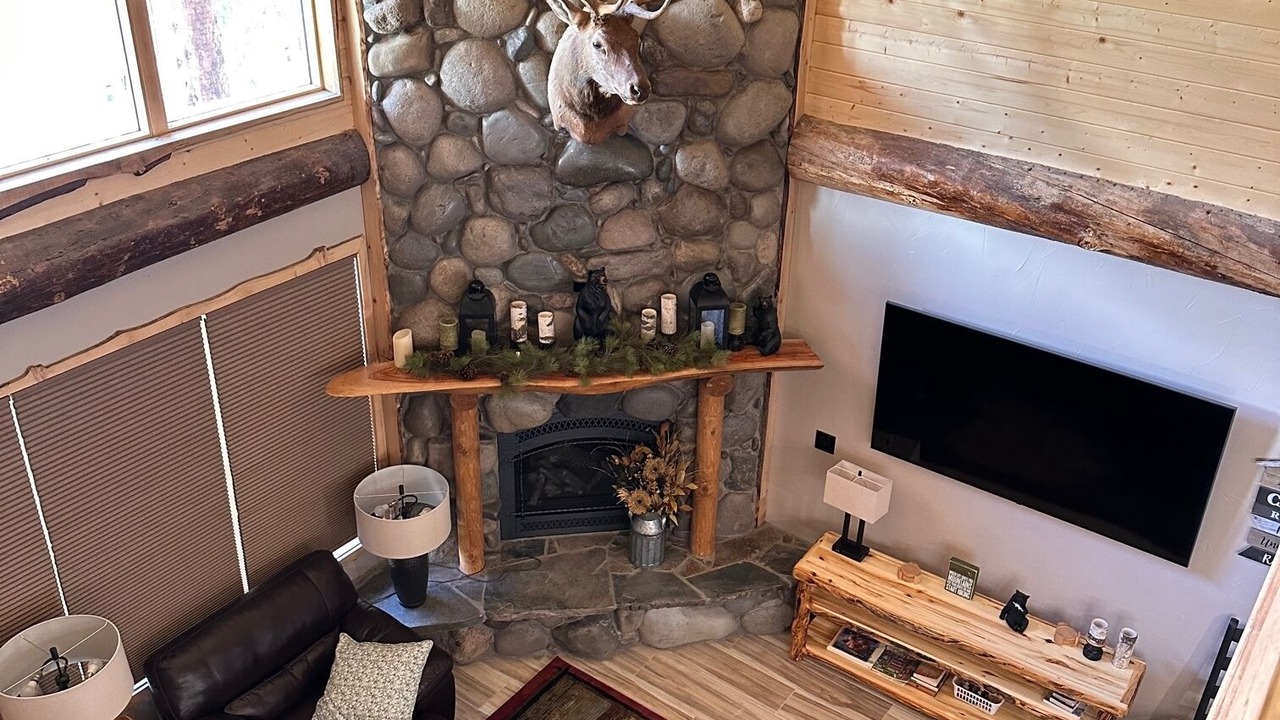 Photo of Livingroom in South Fork