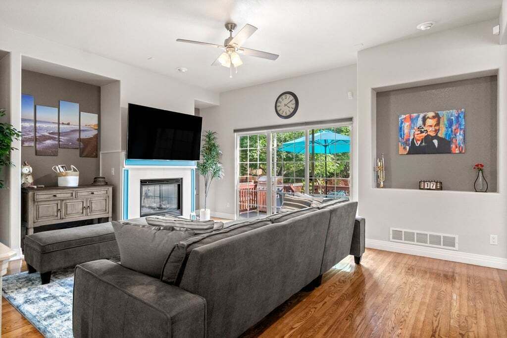 Photo of Livingroom in Montclair