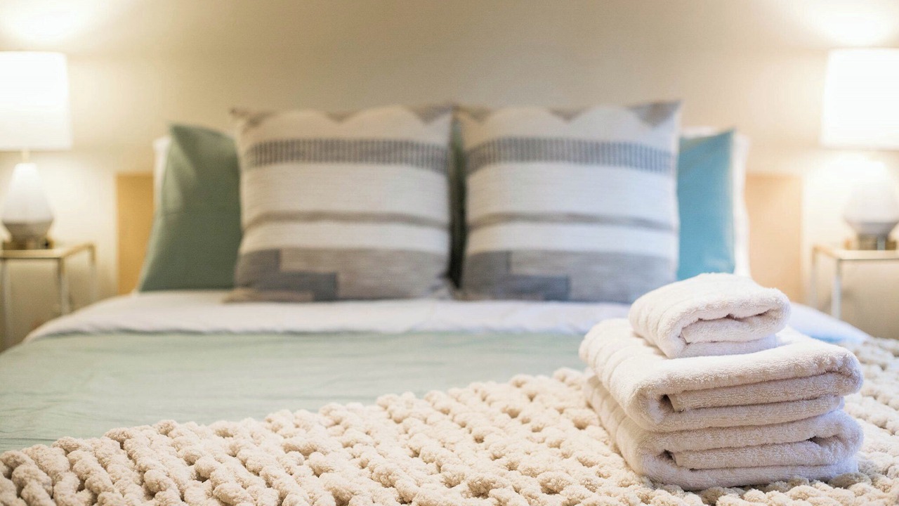Photo of Bedroom in Glenwood Grove - North Iris