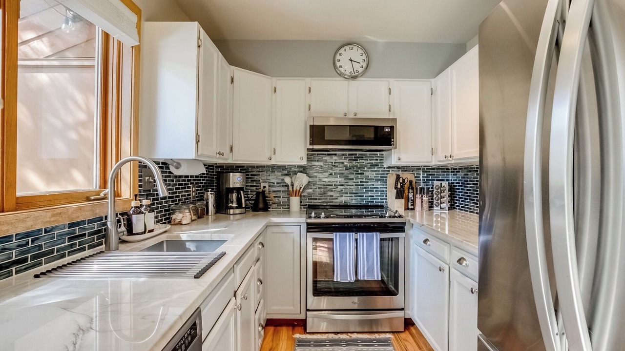 Photo of Kitchen in Glenwood Grove - North Iris