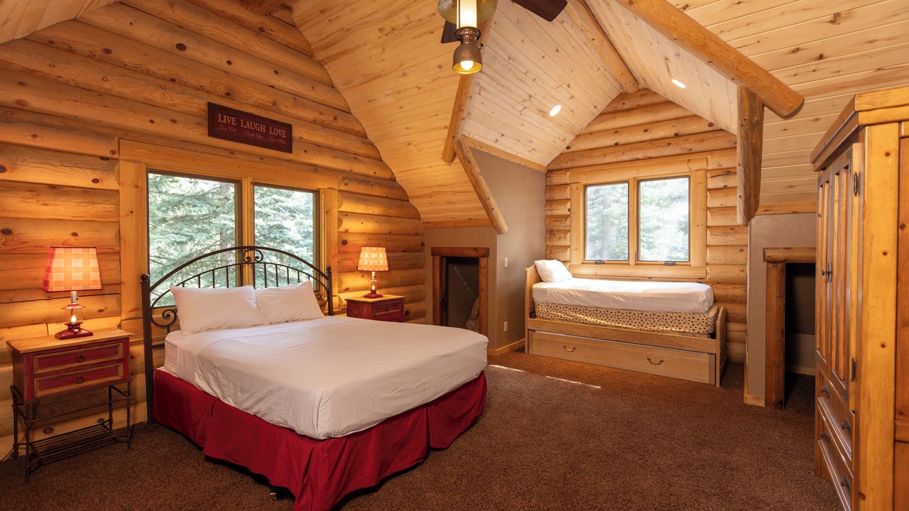 Photo of Bedroom in Columbine Lake