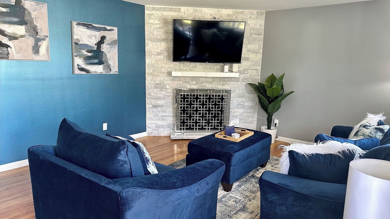 Photo of Livingroom in Littleton