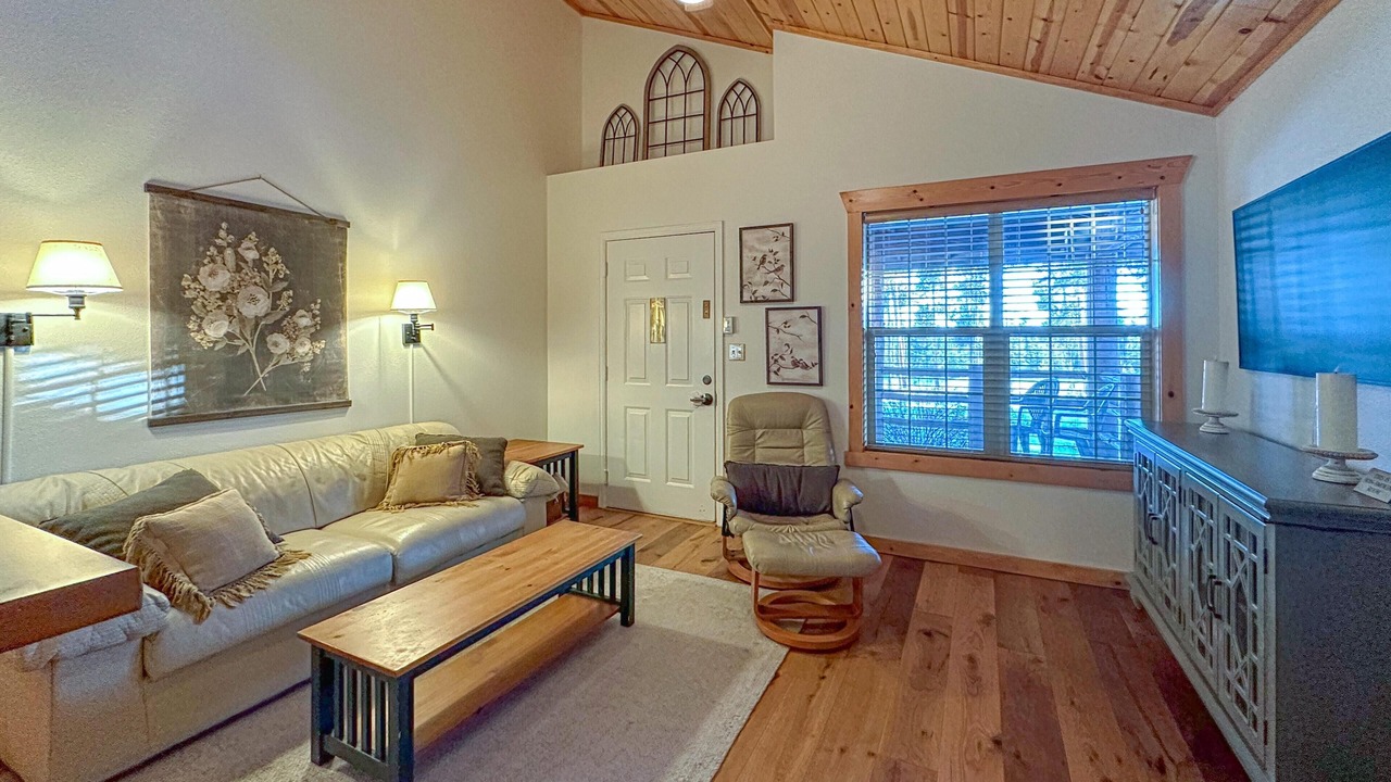 Photo of Livingroom in Leadville