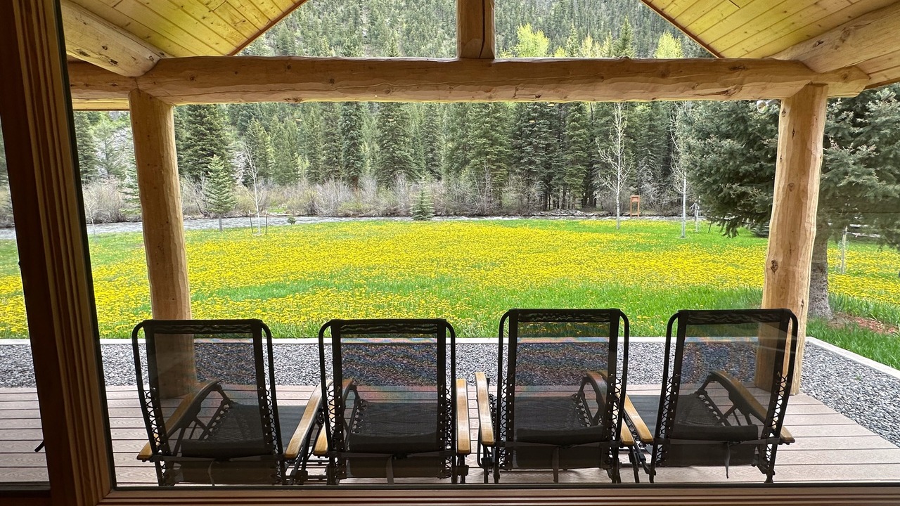 Photo of Patio Balcony in South Fork