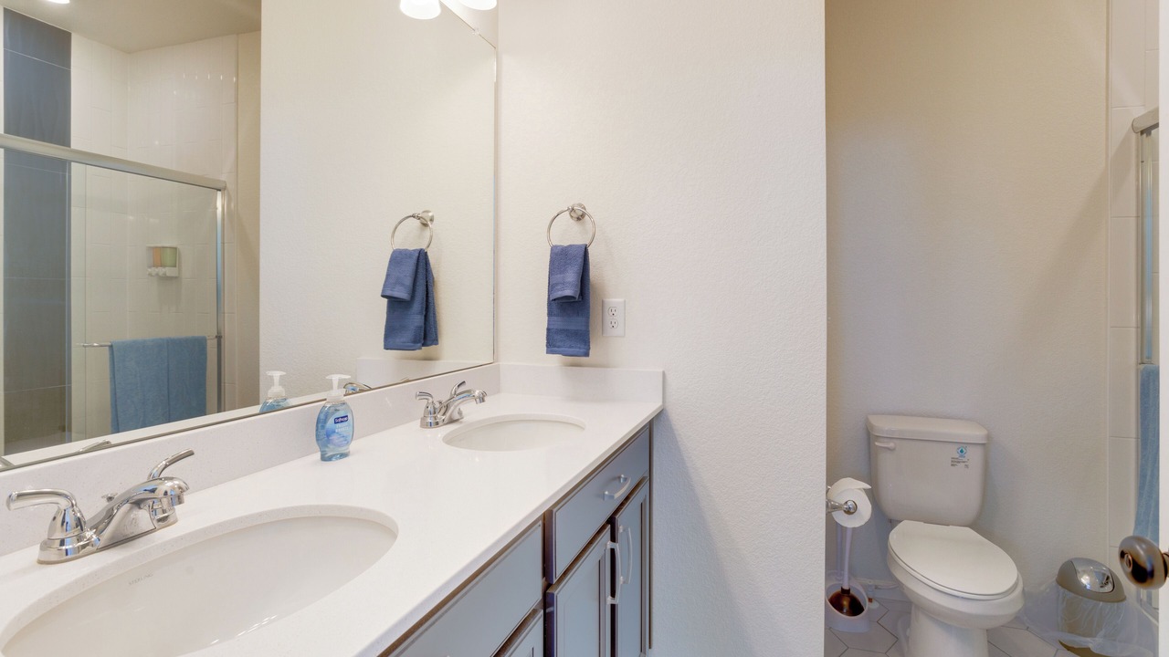 Photo of Bathroom in Aurora