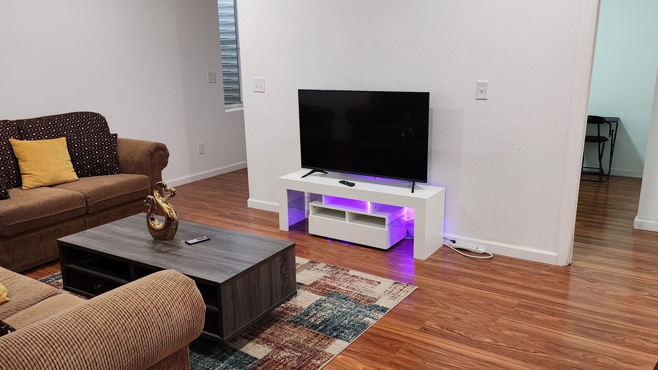 Photo of Livingroom in Gateway