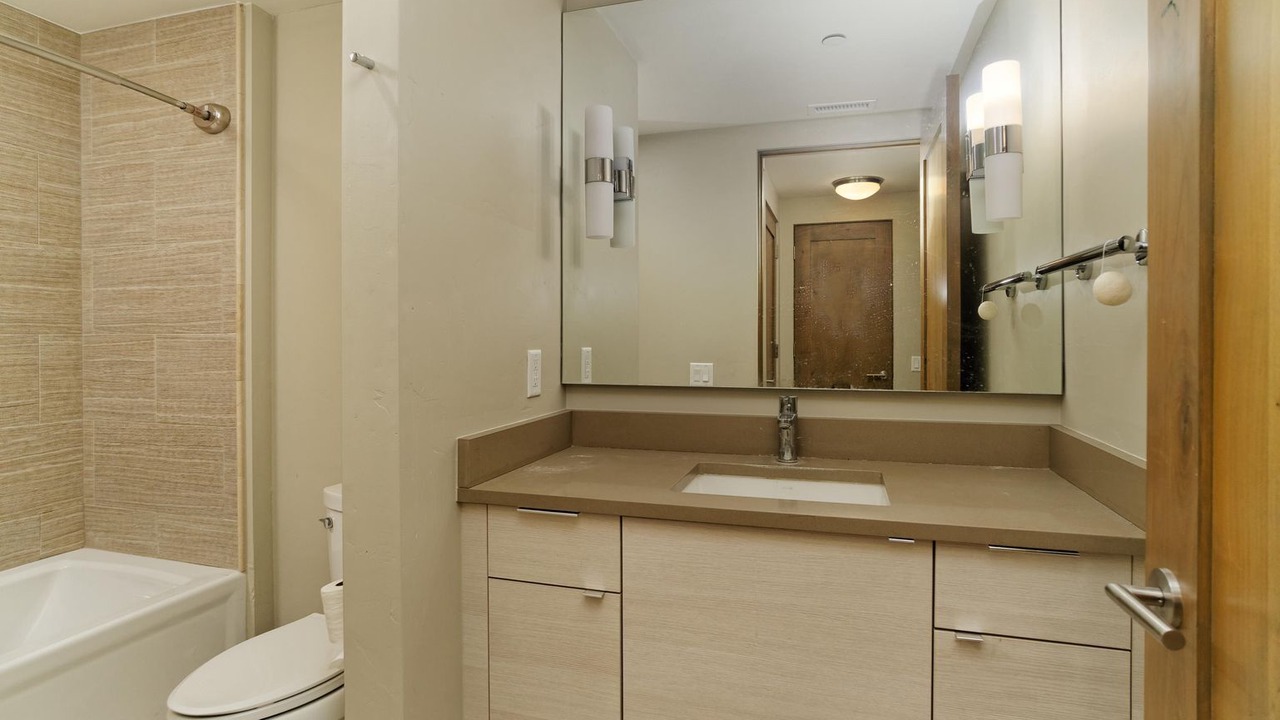 Photo of Bathroom in Carbondale