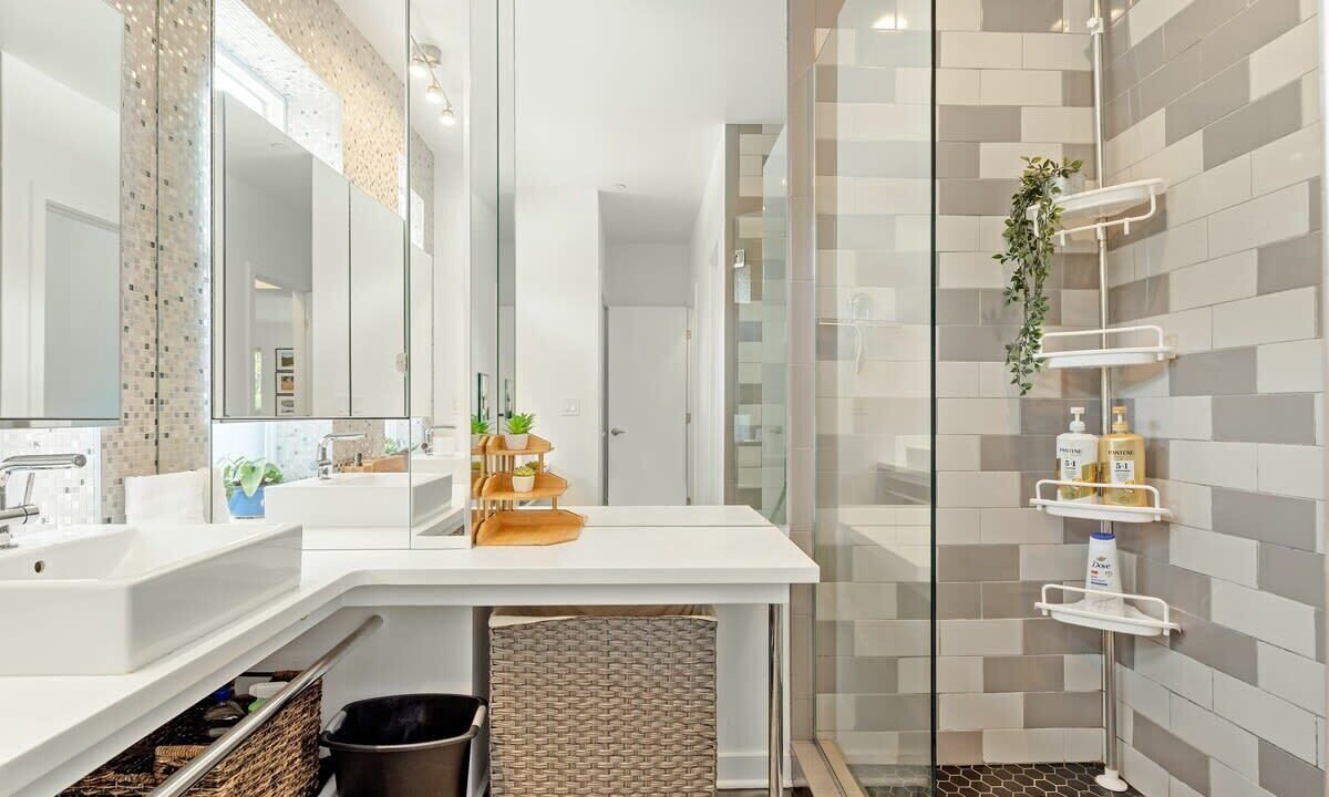Photo of Bathroom in City Park West