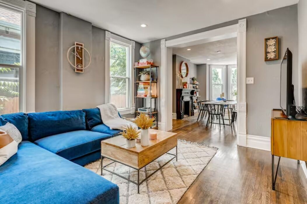 Photo of Livingroom in Sloan Lake