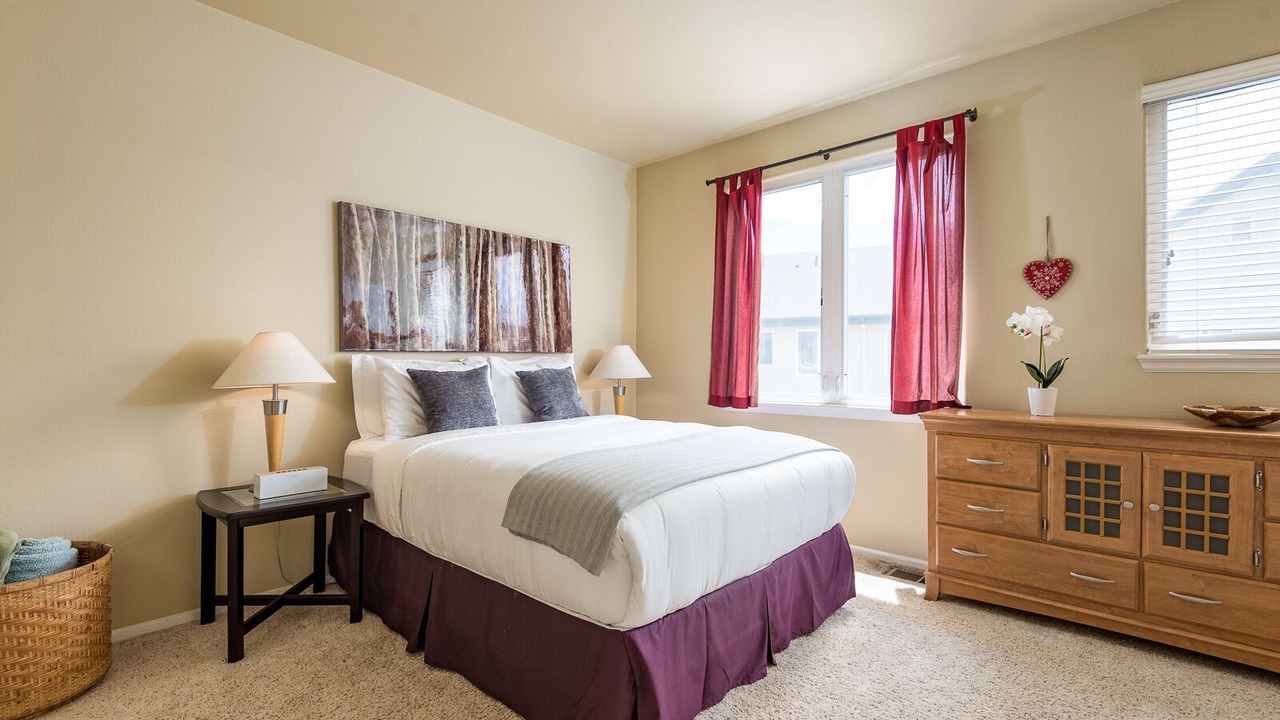 Photo of Bedroom in Columbine Valley