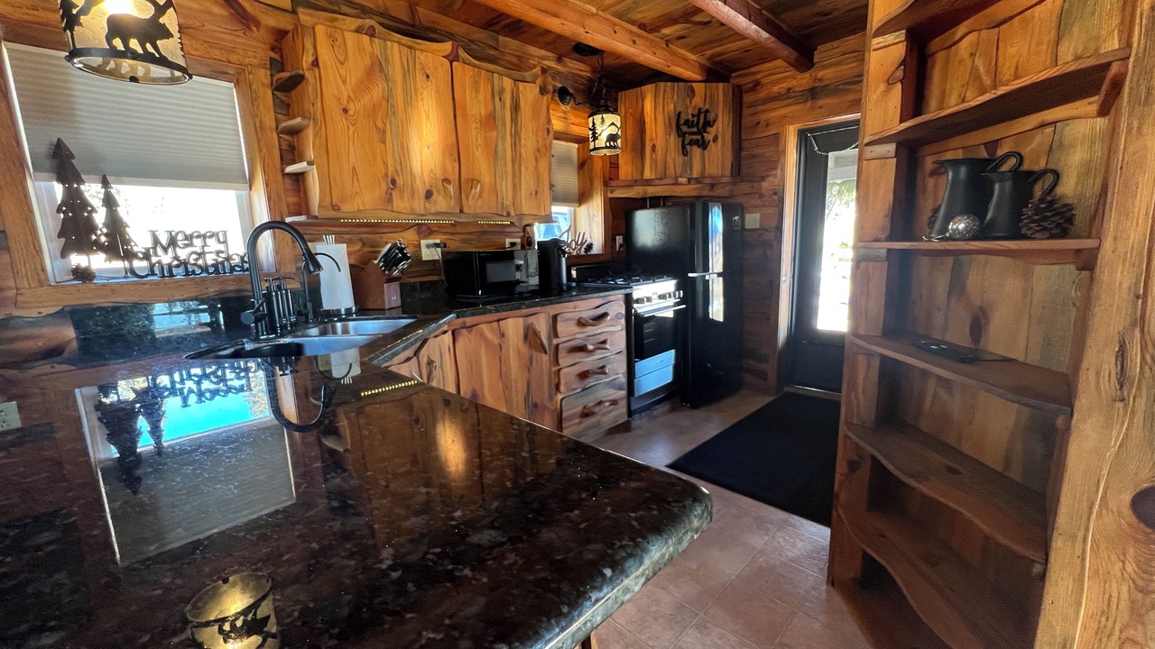 Photo of Kitchen in Divide