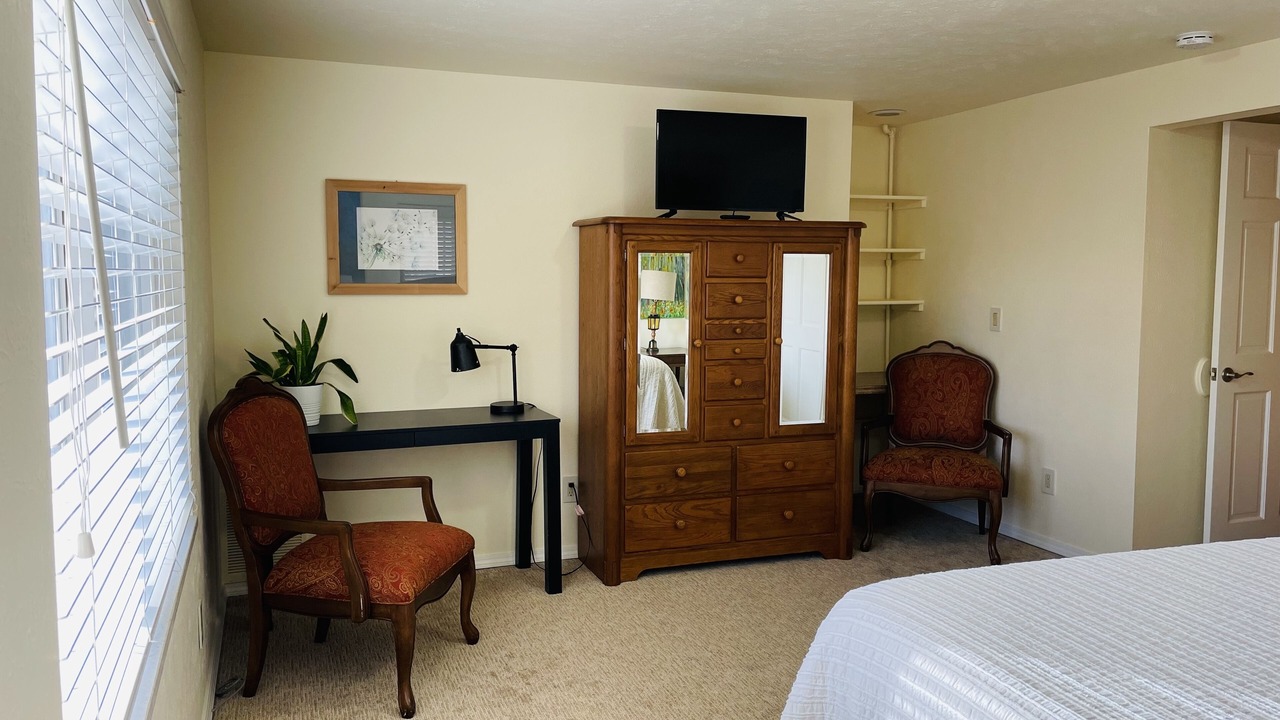 Photo of Bedroom in Scenic Heights