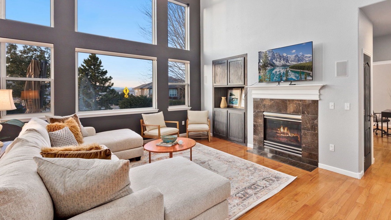 Photo of Livingroom in Loveland