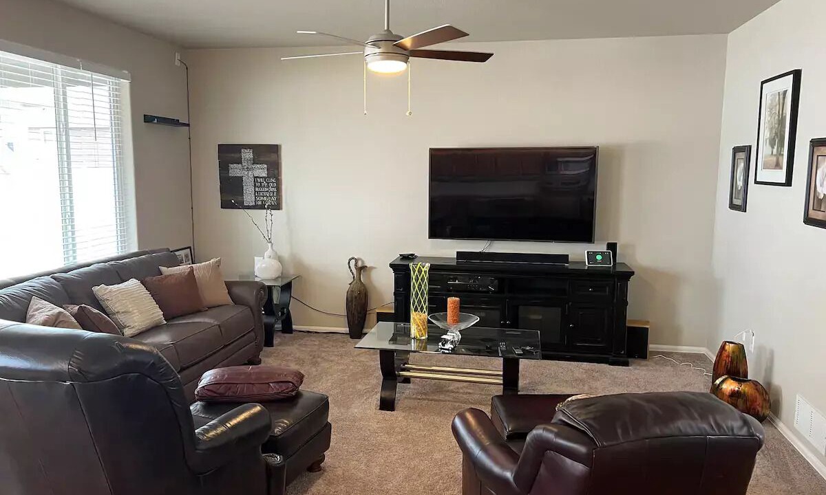 Photo of Livingroom in Greeley