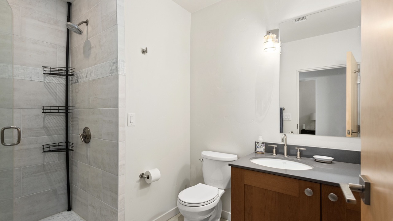 Photo of Bathroom in Basalt