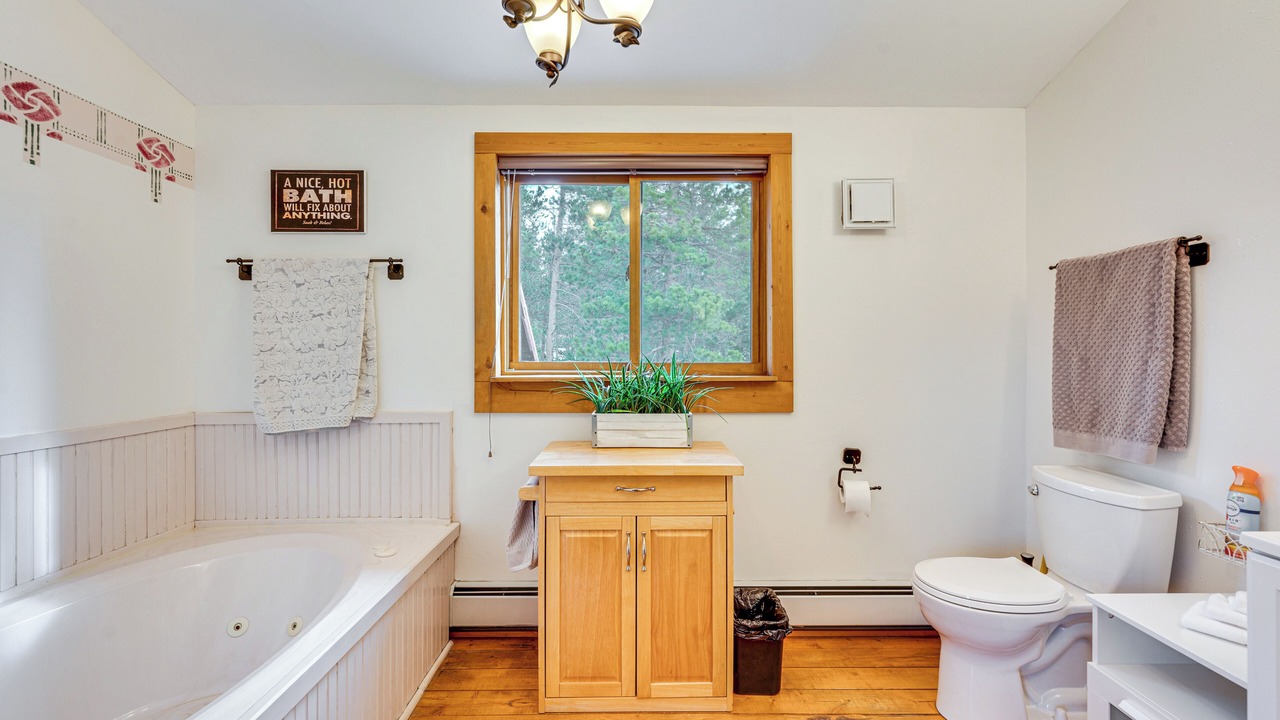 Photo of Bathroom in Black Hawk