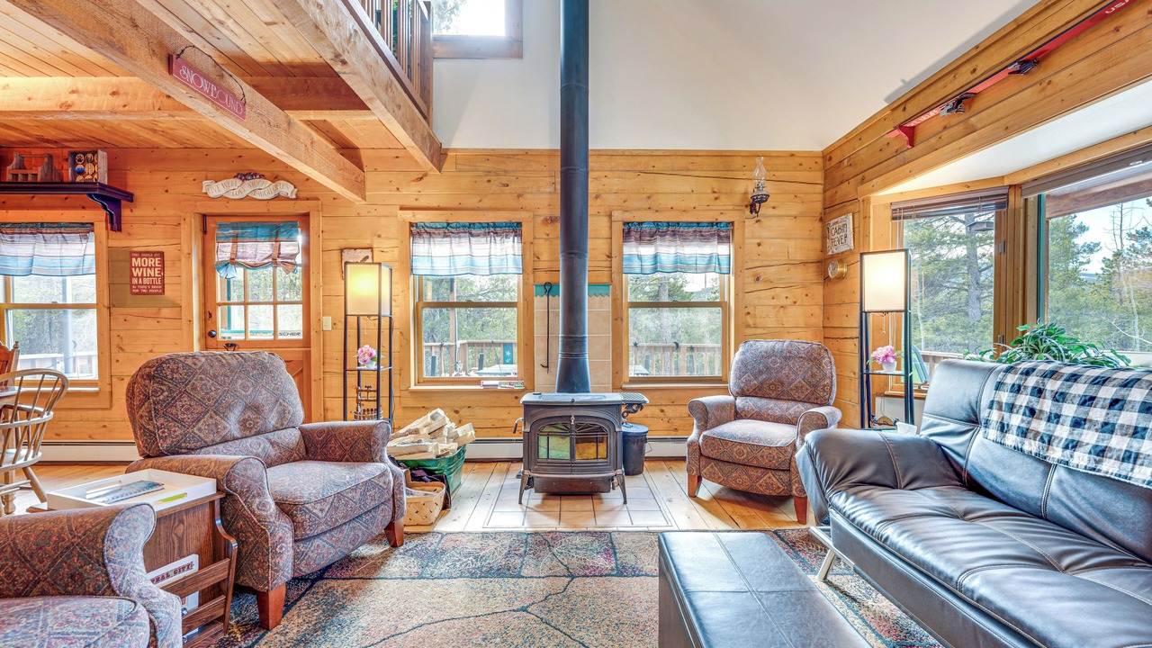 Photo of Livingroom in Black Hawk