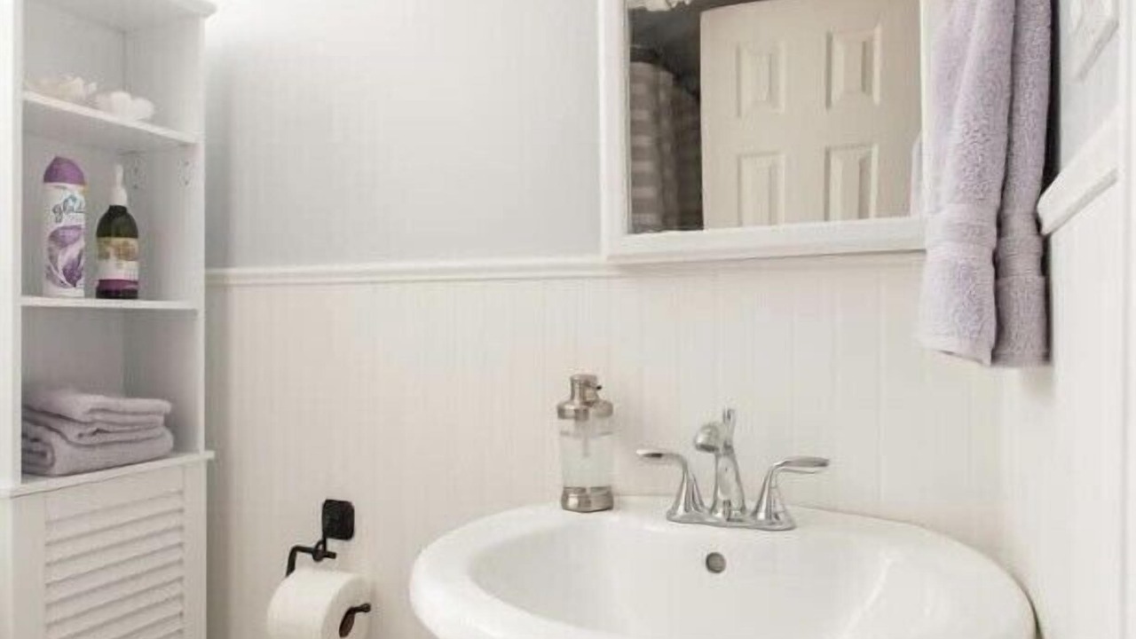 Photo of Bathroom in South Park Hill