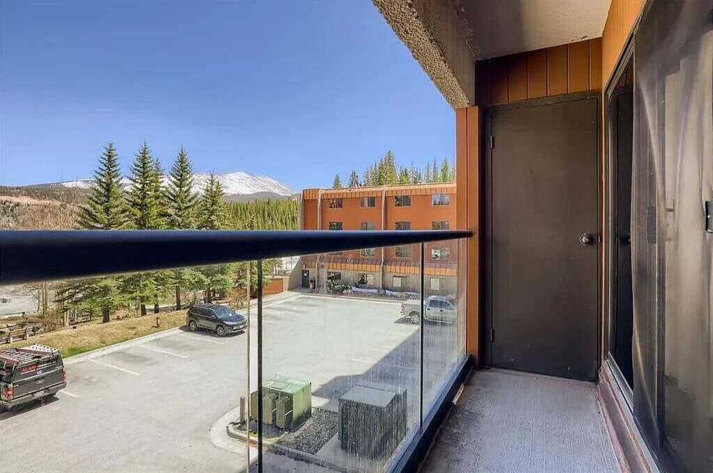 Photo of Outdoor in Peak 9