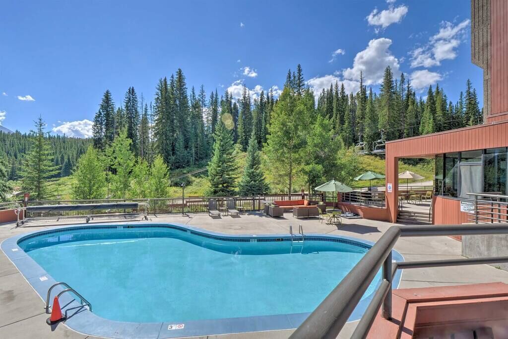 Photo of Outdoor in Peak 9