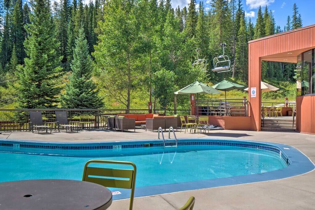 Photo of Outdoor in Peak 9
