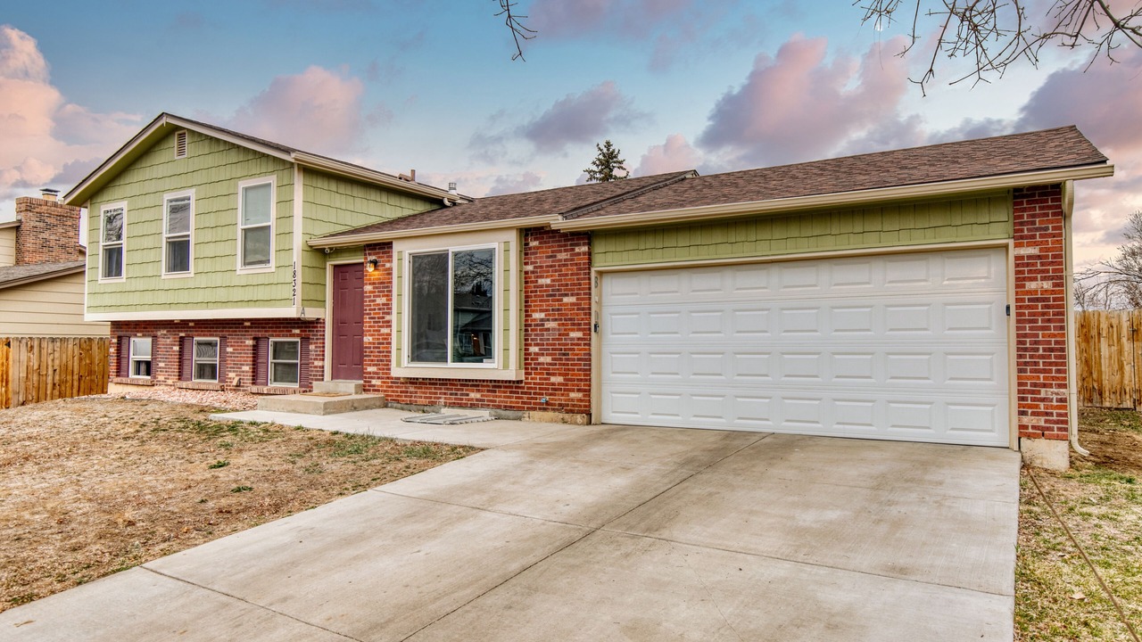 Photo of Outdoor in Aurora Highlands