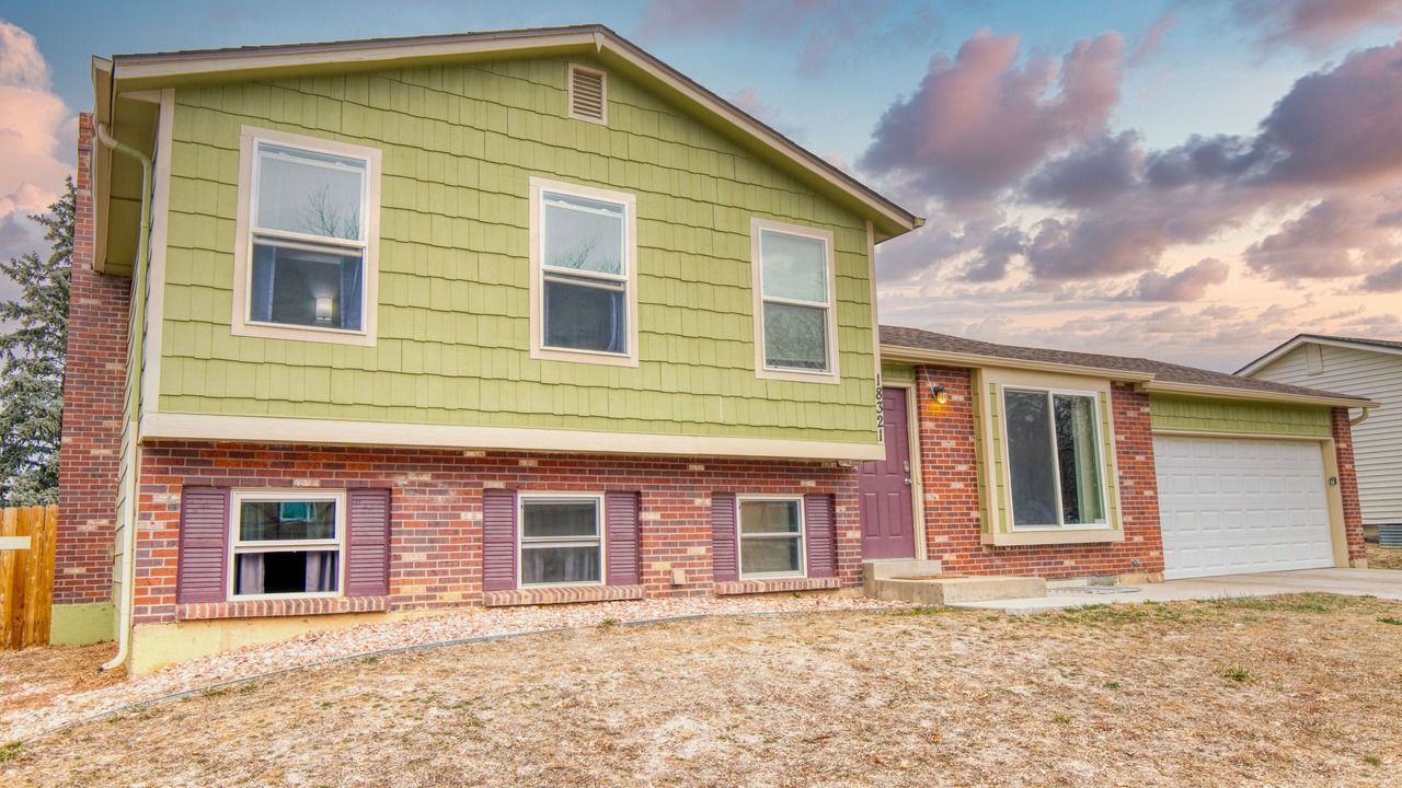 Photo of Outdoor in Aurora Highlands