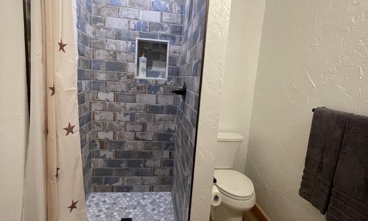 Photo of Bathroom in Bailey