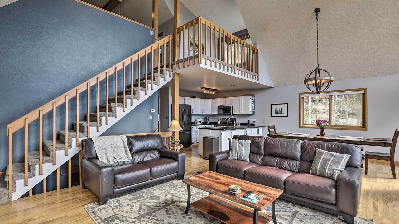 Photo of Livingroom in Conifer Mountain and Meadows