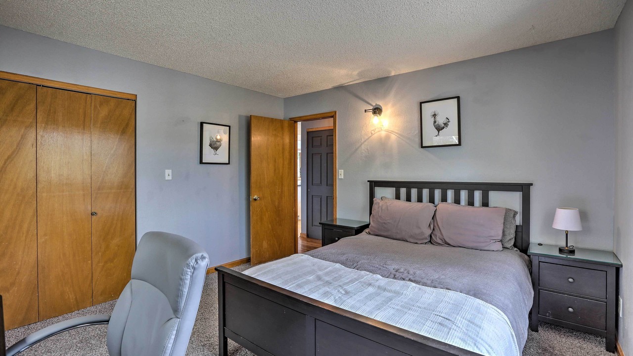 Photo of Bedroom in Conifer Mountain and Meadows