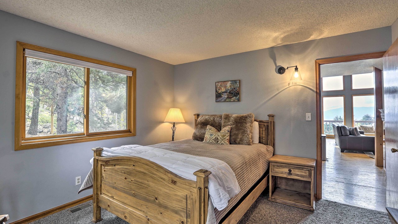 Photo of Bedroom in Conifer Mountain and Meadows