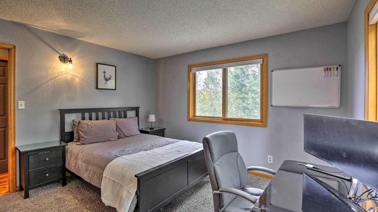 Photo of Bedroom in Conifer Mountain and Meadows