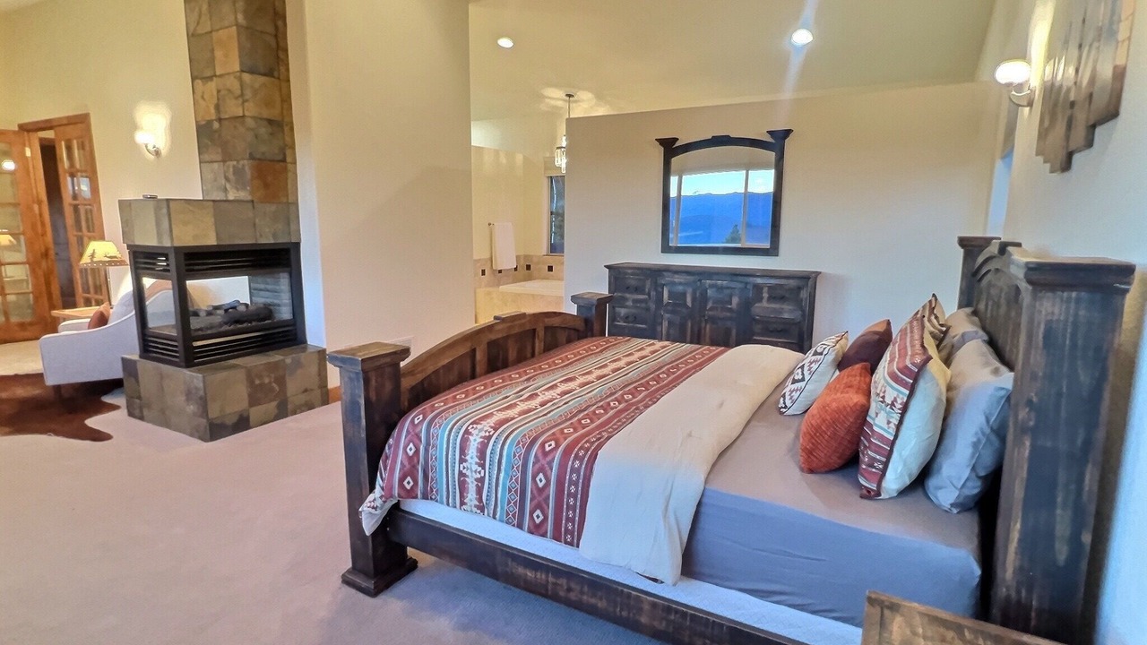 Photo of Bedroom in Conifer Mountain and Meadows