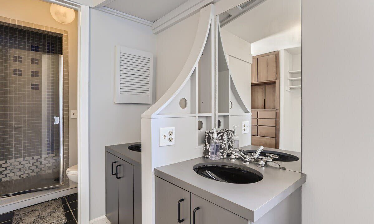 Photo of Bathroom in Washington Virginia Vale