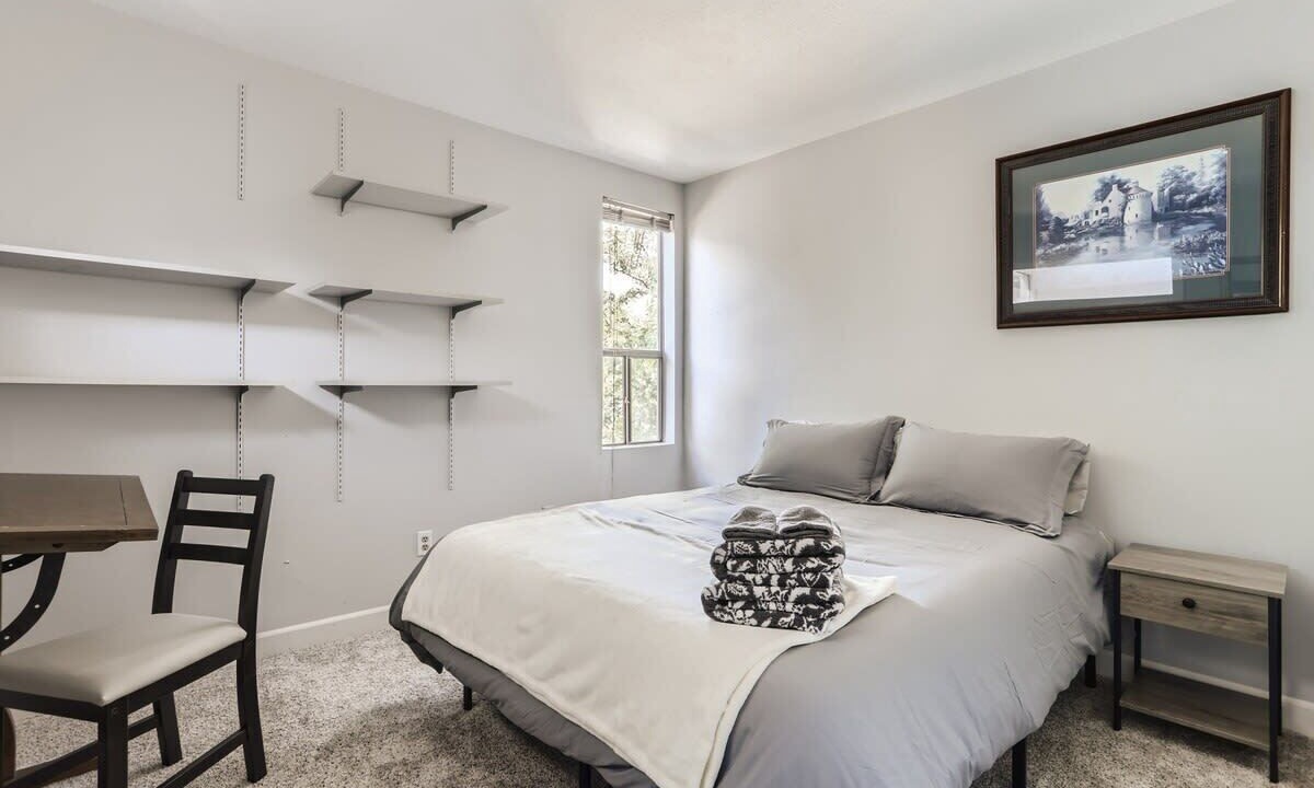 Photo of Bedroom in Washington Virginia Vale