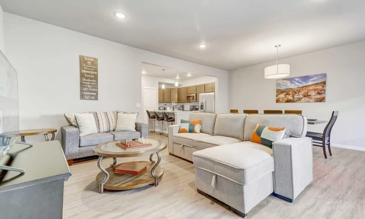 Photo of Livingroom in Stetson Hills